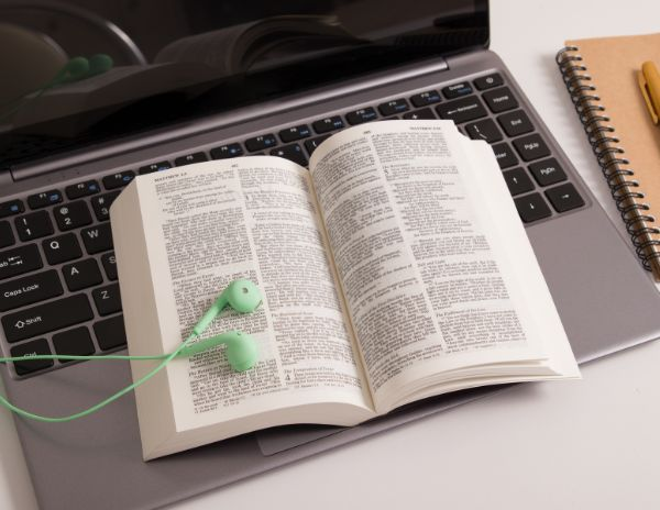 mid day small group prayer